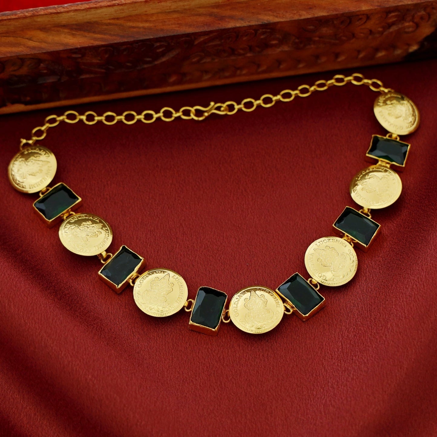 Rectangle Choker